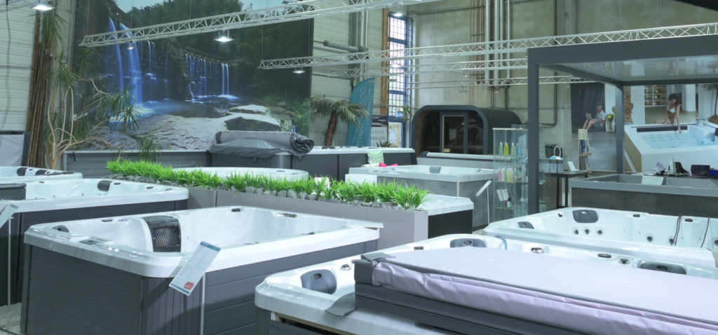 Outdoor Whirlpool Showroom Perfect Spa Showroom Perfect Spa